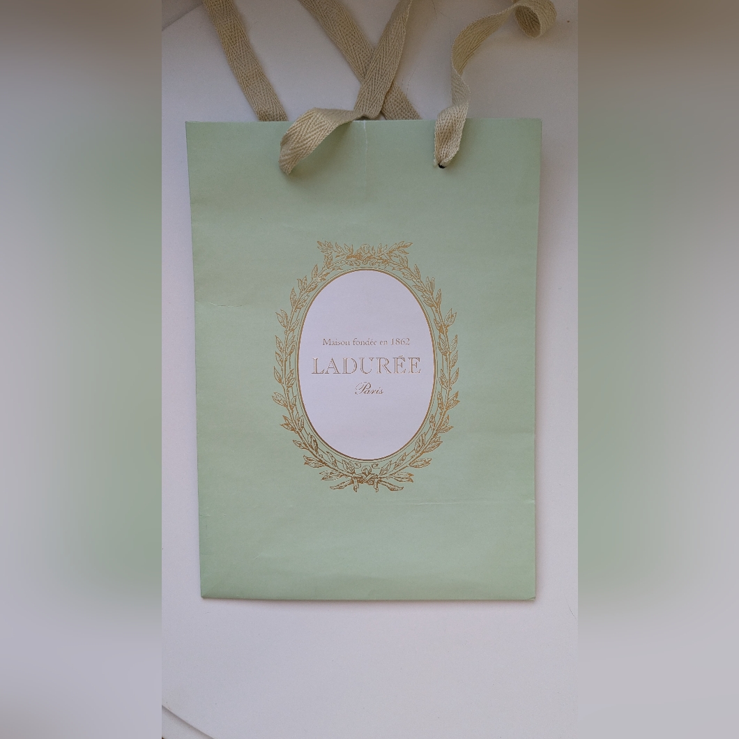 Ladure Paris Green And Gold Gift Bag